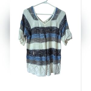 CATO Established 1946 Women’s  knit blue & white Size M